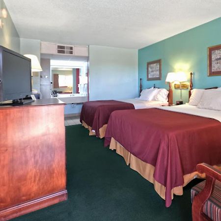 Route 66 Inn & Suites By Oyo Vega Tx Екстериор снимка